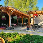 Loving Hut & Restaurant 圣卡荐