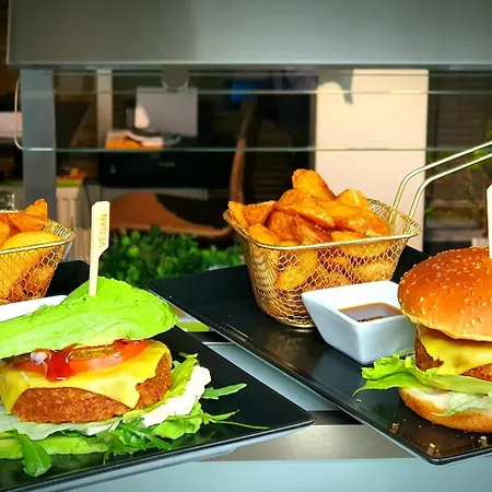 Loving Hut & Vegan Restaurant Guest house Sankt Kanzian am Klopeiner See